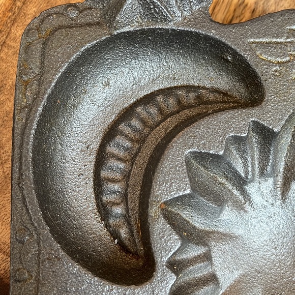 Vtg '88 JOHN WRIGHT Cast Iron Southwest Cookie Muffin Cactus Coyote Armadillo - Picture 2 of 15